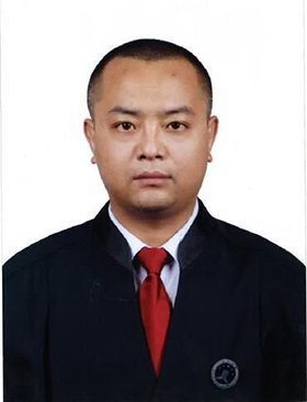 王亚春律师