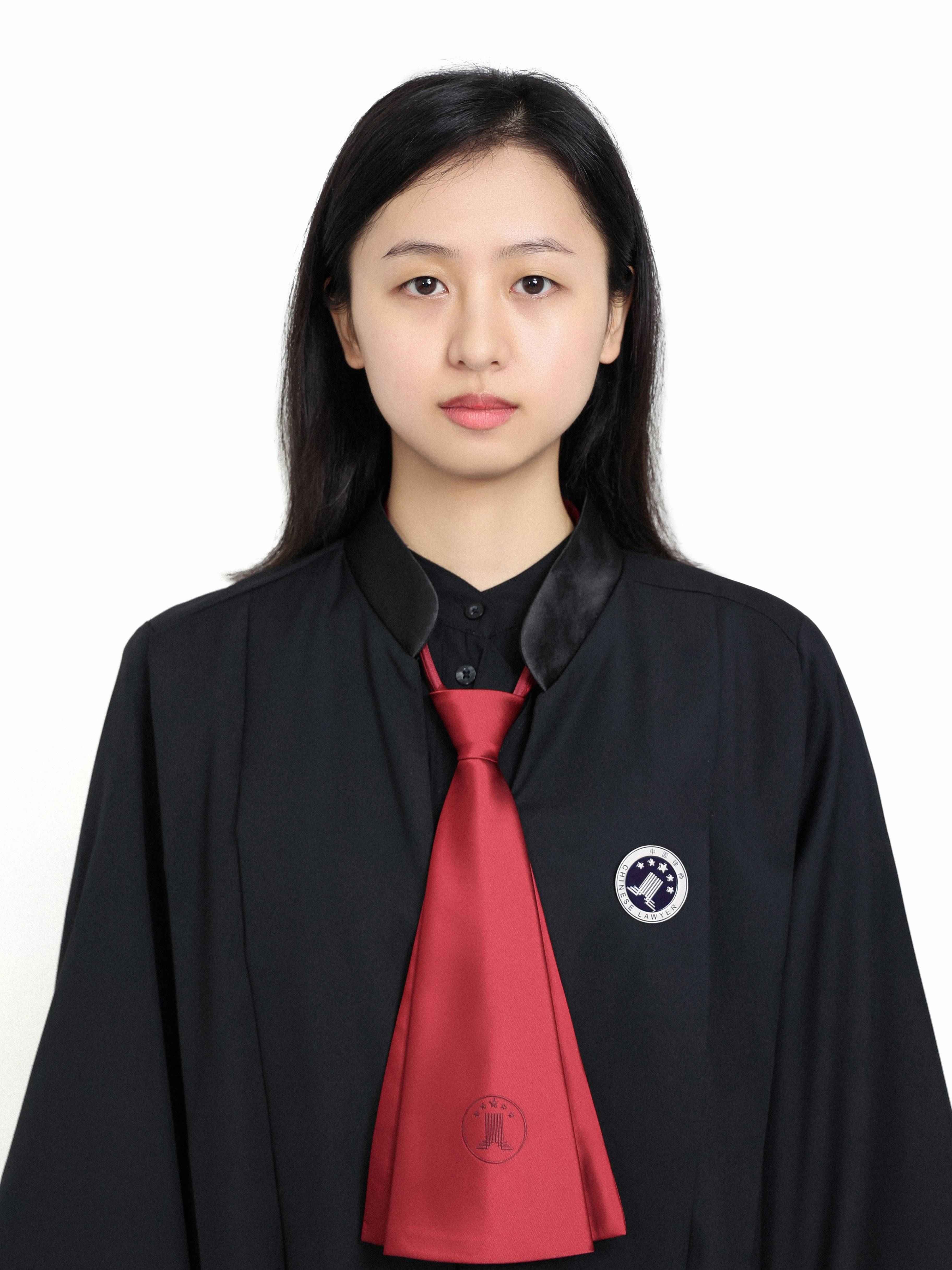 李逸丹 律师 